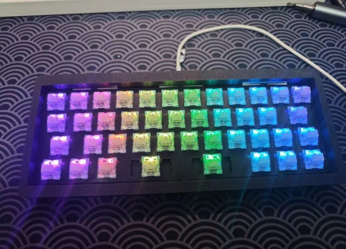 40% Plank Mini Keyboard Kit Wi - огляд і ціна Pc Gaming Kit